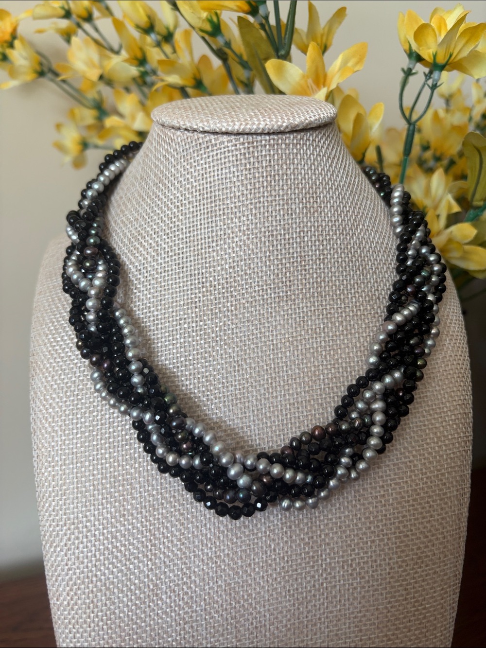 Sterling Silver Freshwater Pearl, Black Onyx Twisted Collar Necklace